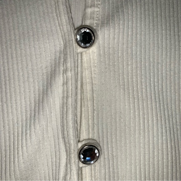 Snatched White Long Sleeve - Picture 5 of 5